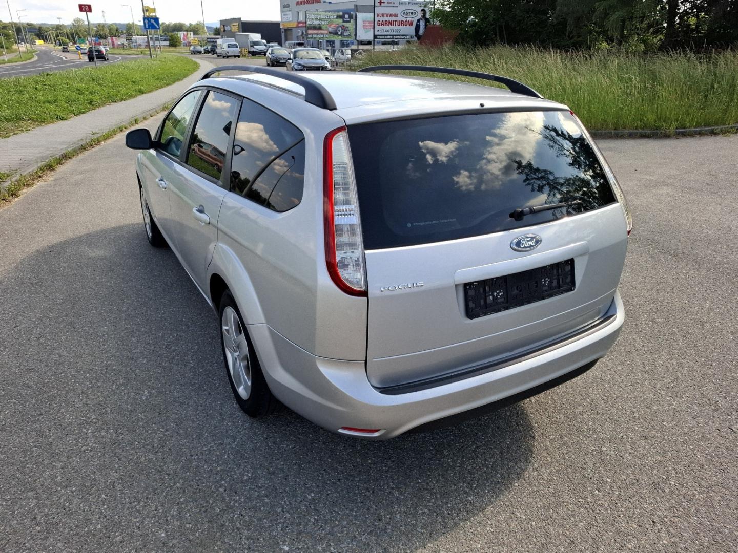 Ford Focus MK2 Lift 1.6 Benzyna 100KM 2008r Klima 2x Koła