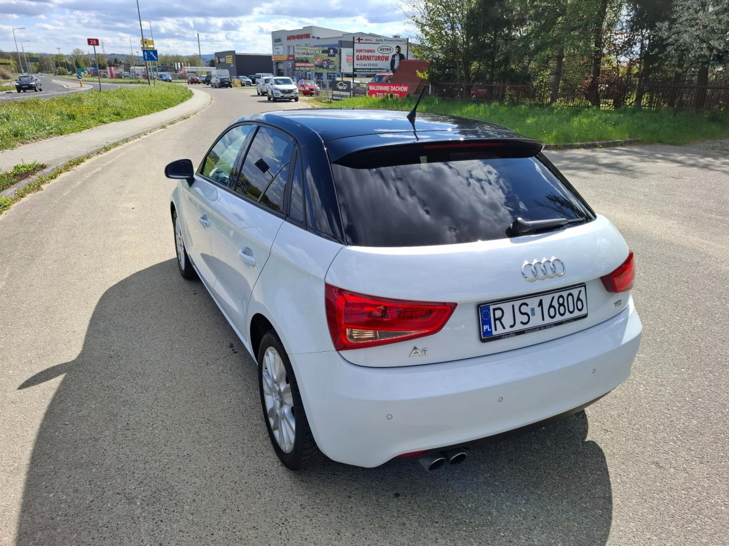 Audi A1 2.0 TDI 143KM 2012r Led Bi-Xenon Navi 2x Alu Biała 5 Drzwi