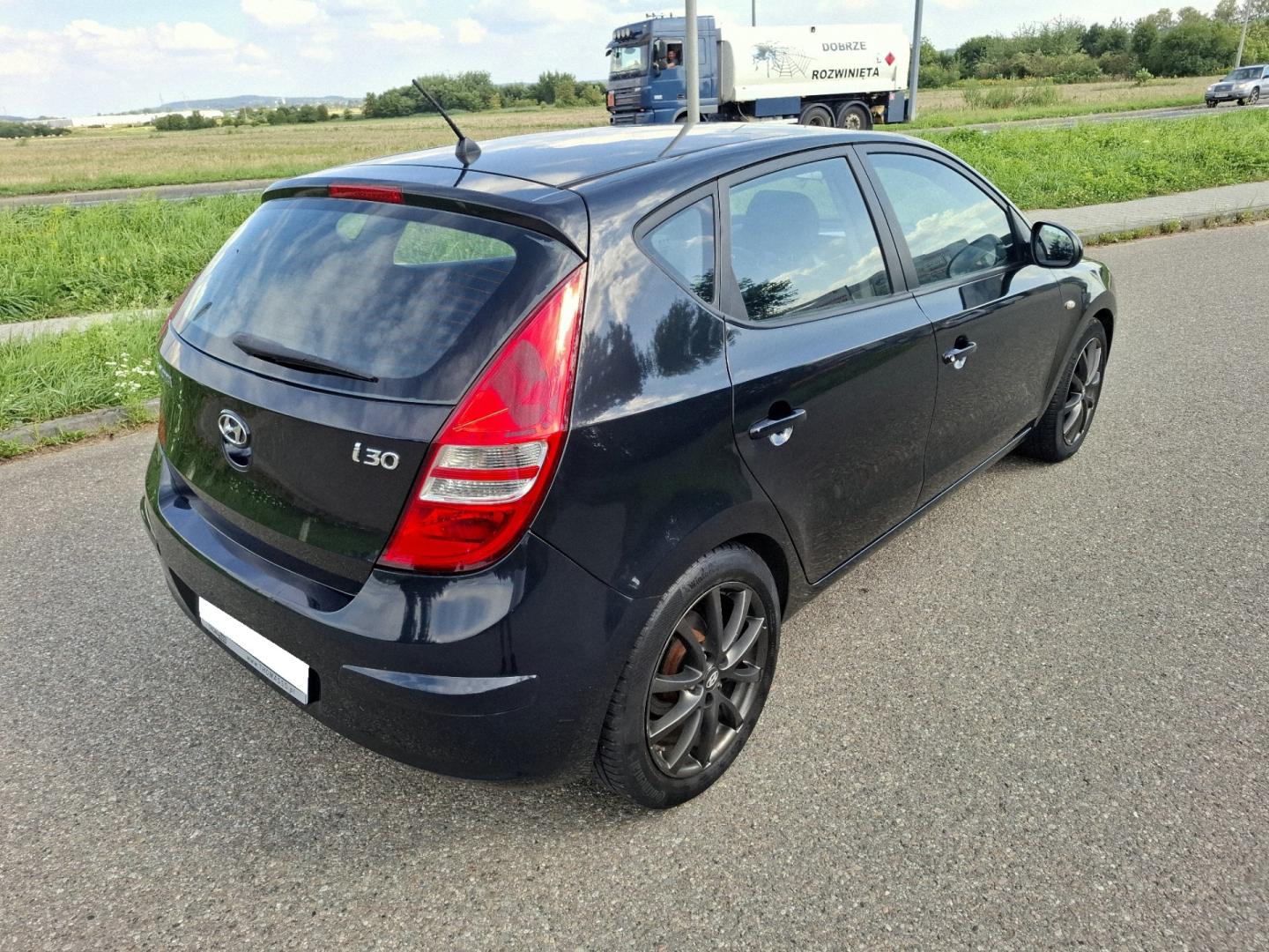 Hyundai I30 1.4 Benzyna 109KM 2009r Klima Tablet Alu 17 Po Serwisie