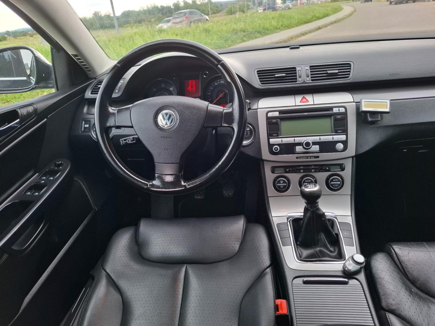 volkswagen passat b6 2.0 tdi 140km 2006r skóry navi klima alu 18  s