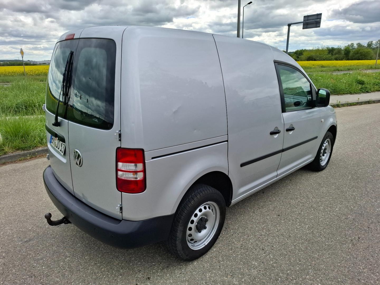 Volkswagen Caddy Lift 2.0 TDI 110KM 2014r Napęd 4x4 Klima 6 Bieg Hak