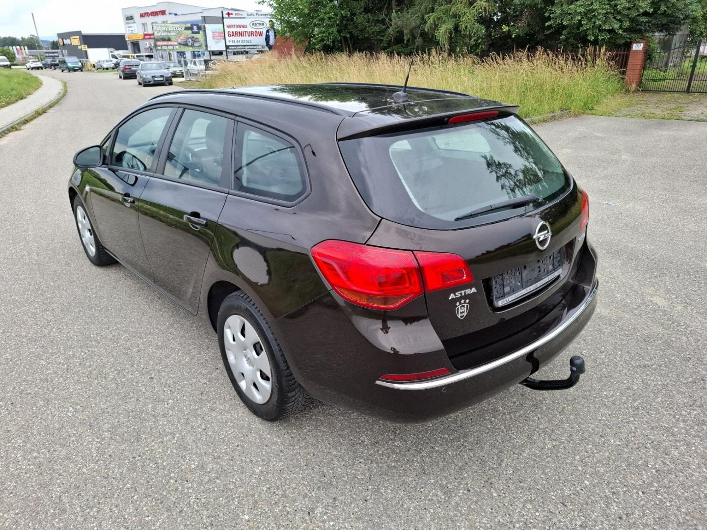 Opel Astra J 1.4 Benzyna Turbo 2014r Lift 6 Bieg Grzana Kierownica Kli