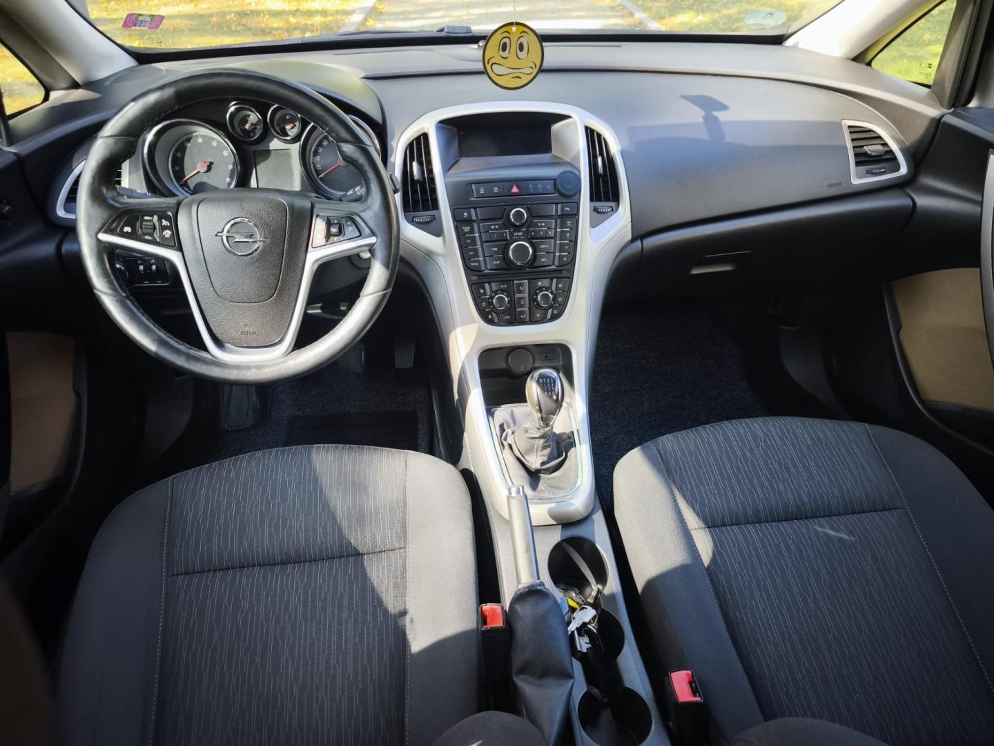 Opel Astra J 1.4 Benzyna Turbo 2014r Lift 6 Bieg Grzana Kierownica