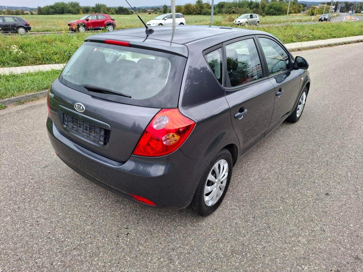 KIA Ceed 1.4 Benzyna 109KM 2008r Klima Nowy Rozrząd