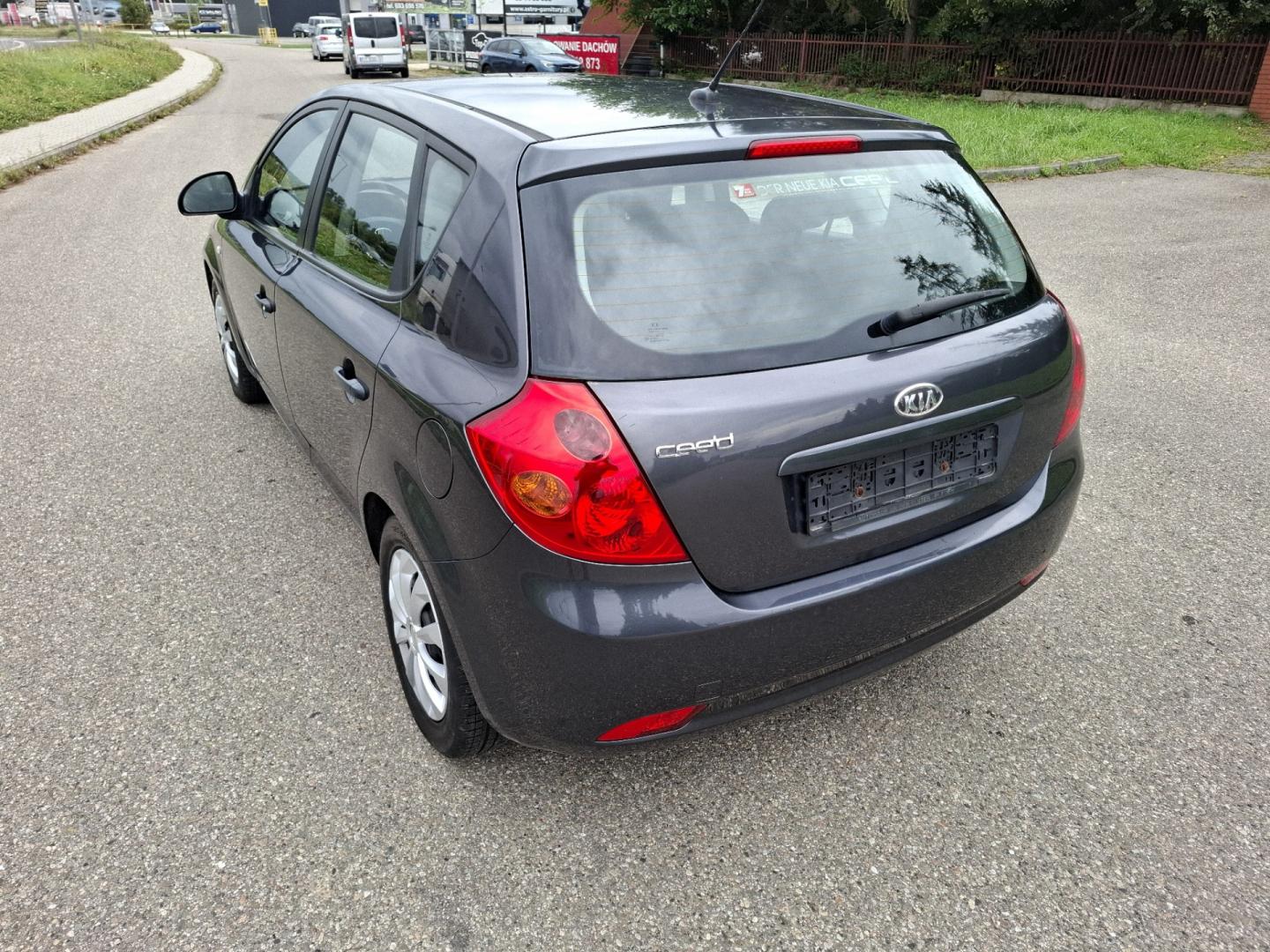 KIA Ceed 1.4 Benzyna 109KM 2008r Klima Nowy Rozrząd