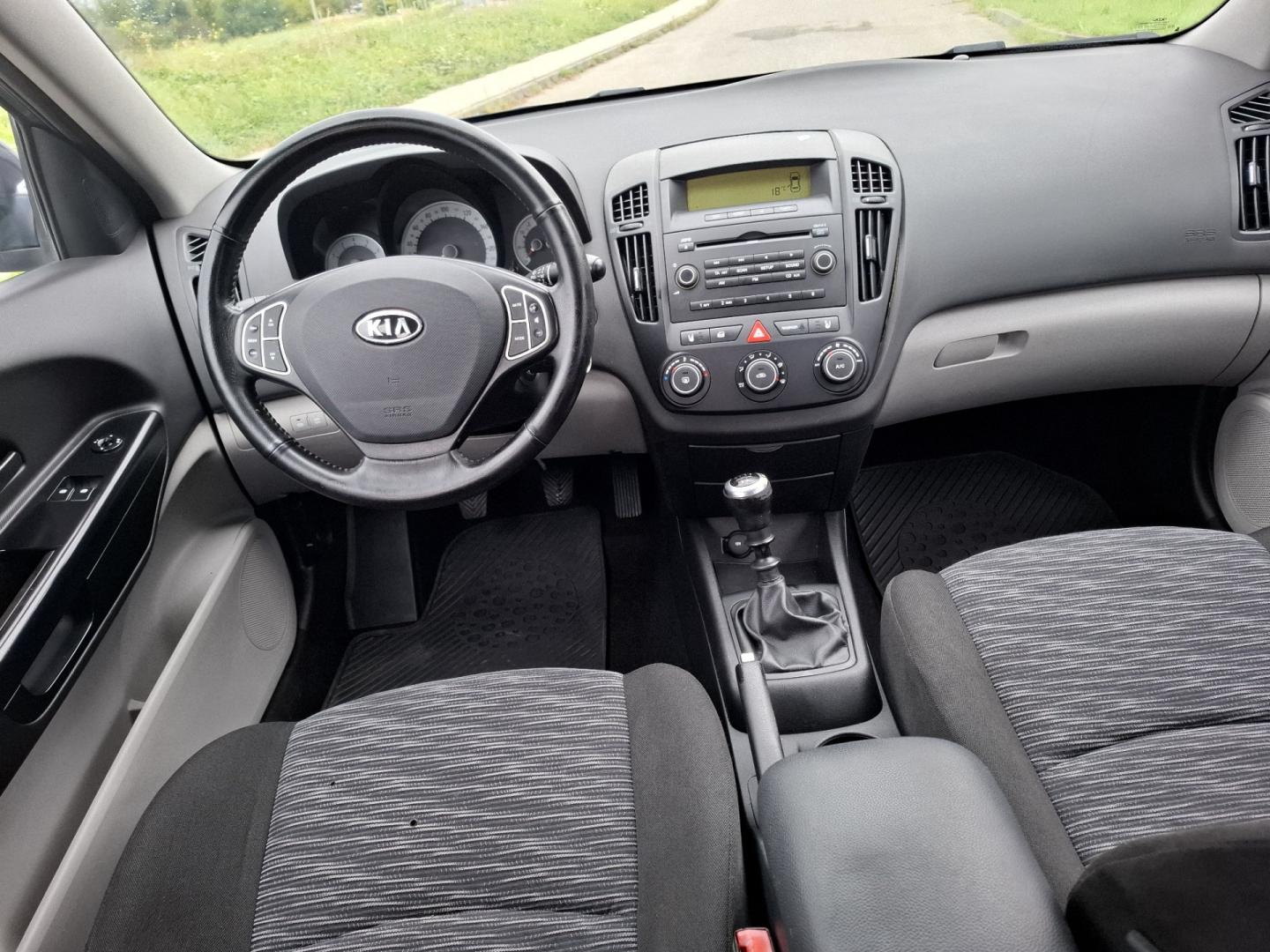 KIA Ceed 1.4 Benzyna 109KM 2008r Klima Nowy Rozrząd