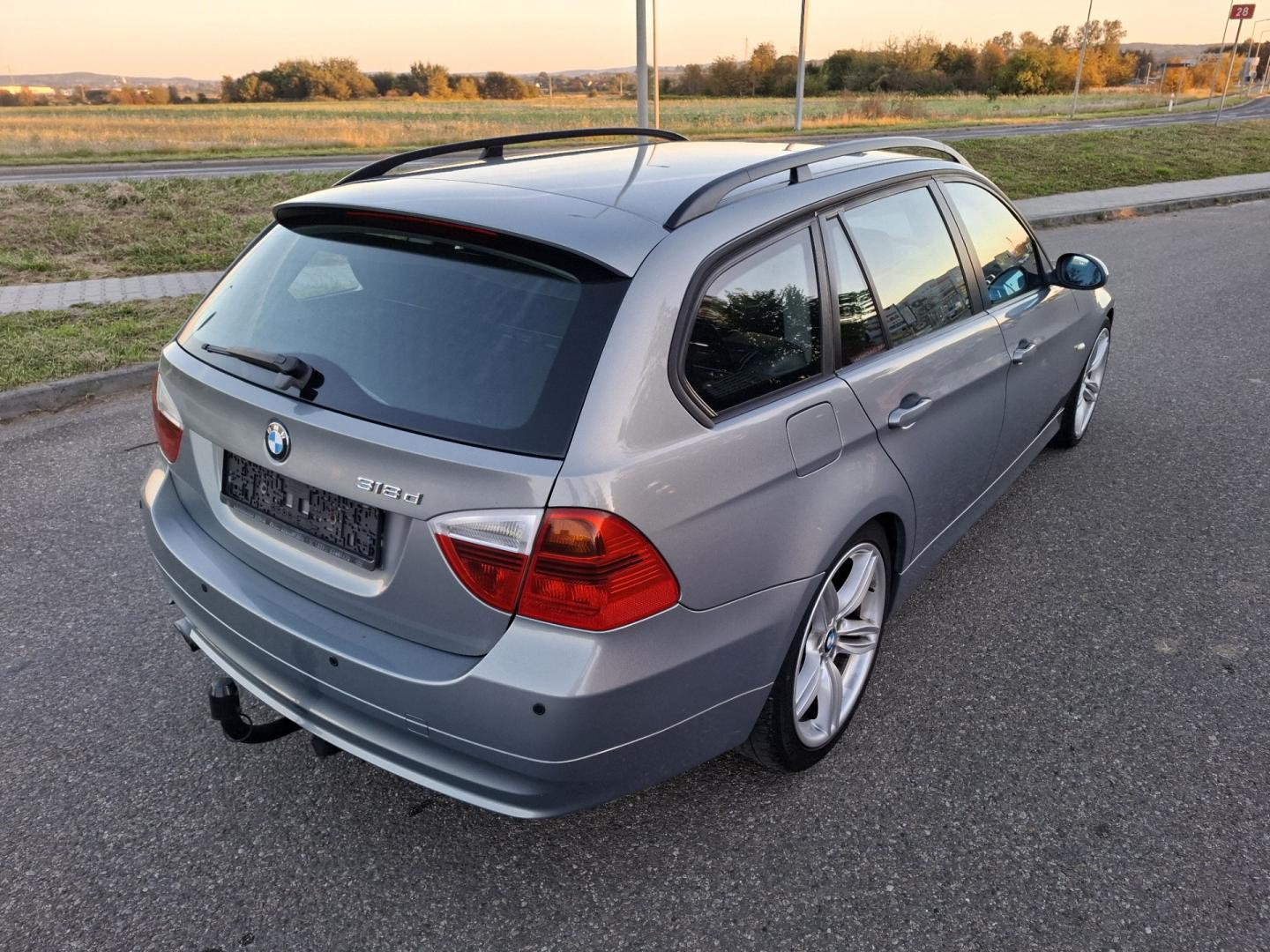 BMW 318d E91 2.0 Diesel 143KM 2008r Klima 6 Bieg Alu 19 HAK
