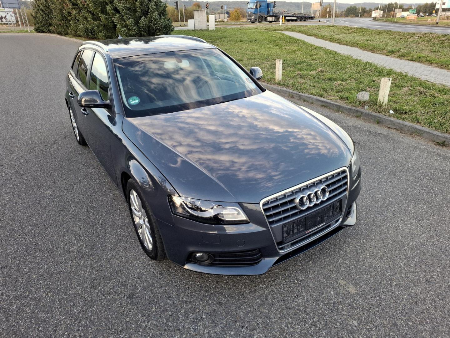 Audi A4 B8 2.0 TDI 143KM 2008r Led BiXenon Alu Hak Tempomat