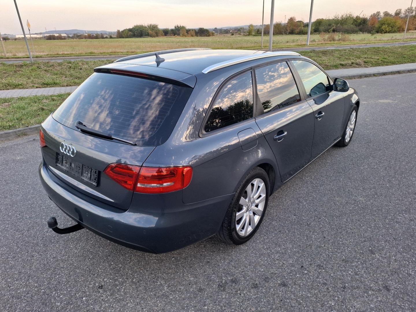 Audi A4 B8 2.0 TDI 143KM 2008r Led BiXenon Alu Hak Tempomat