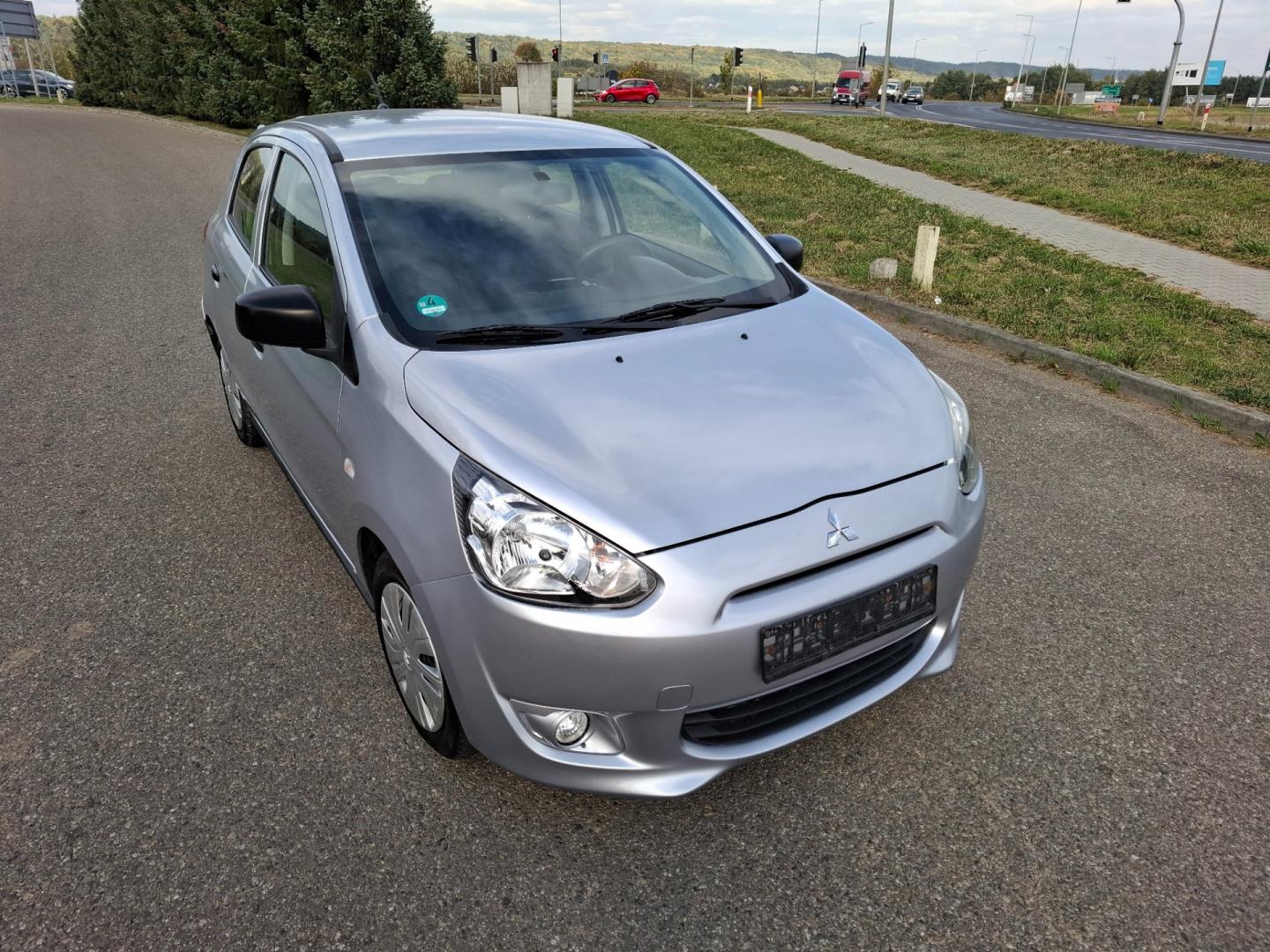 Mitsubishi Space Star 1.0 Benzyna 70KM 2015r Klima