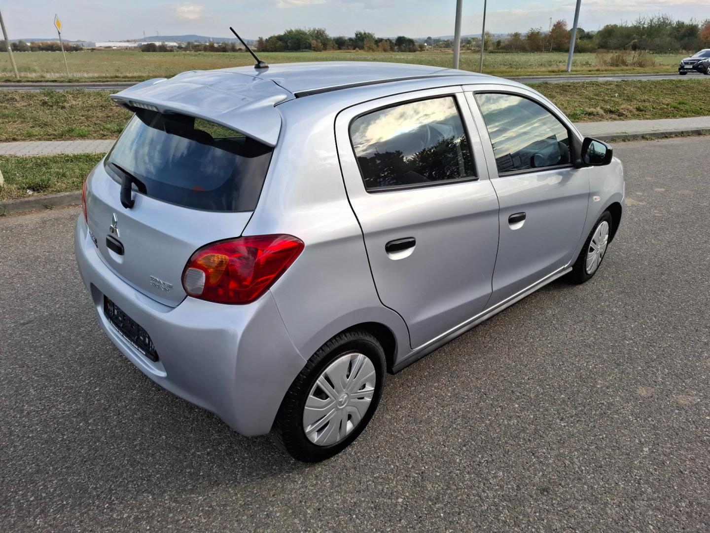 Mitsubishi Space Star 1.0 Benzyna 70KM 2015r Klima