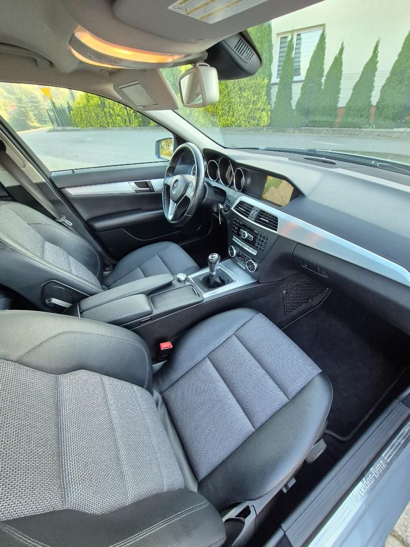 Do sprzedania Mercedes C klasa W204 1.8 benzyna