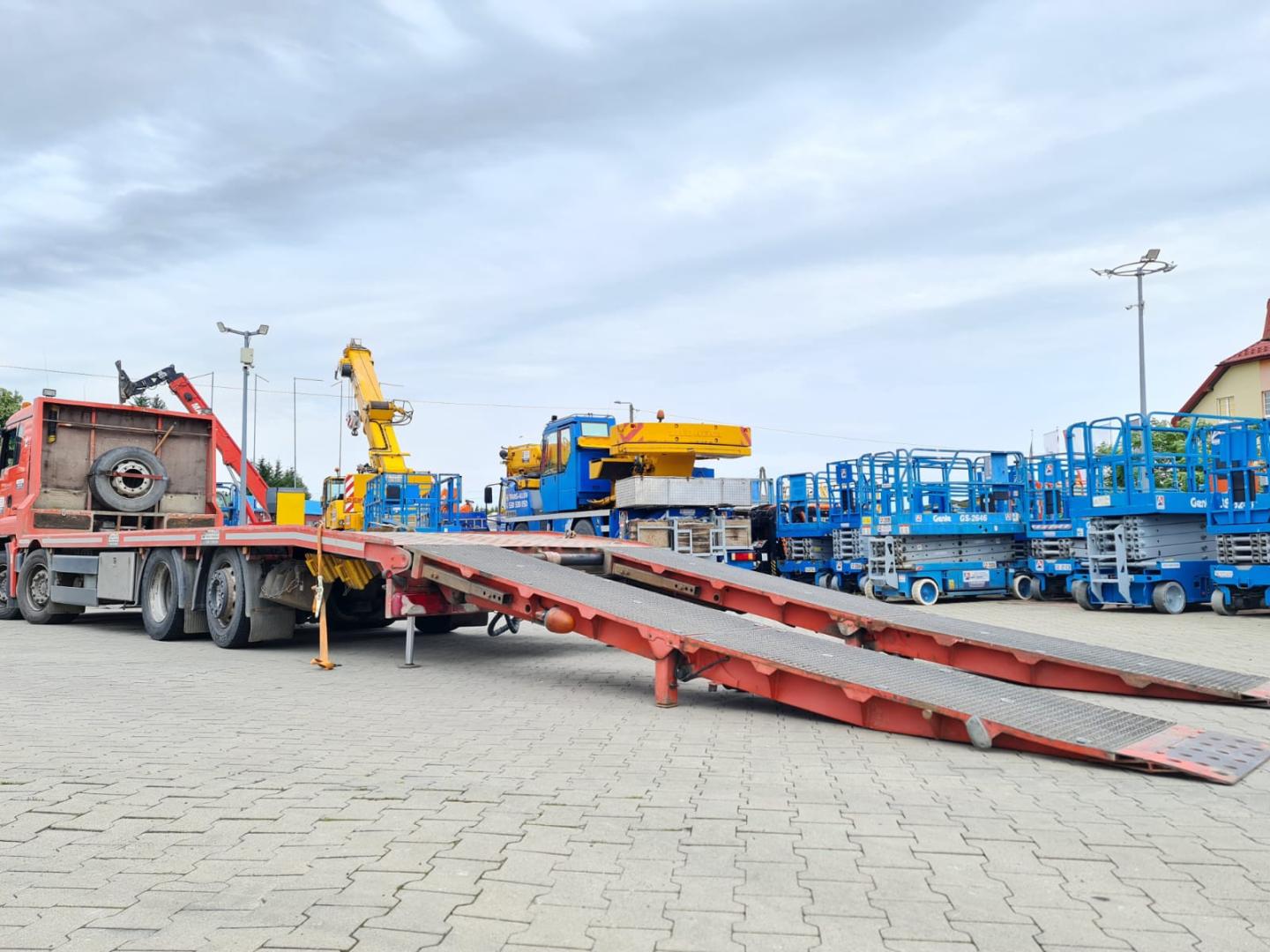 Transport niskopodwoziowy Jasło Niskopodwozie Podczołgówka Jasło