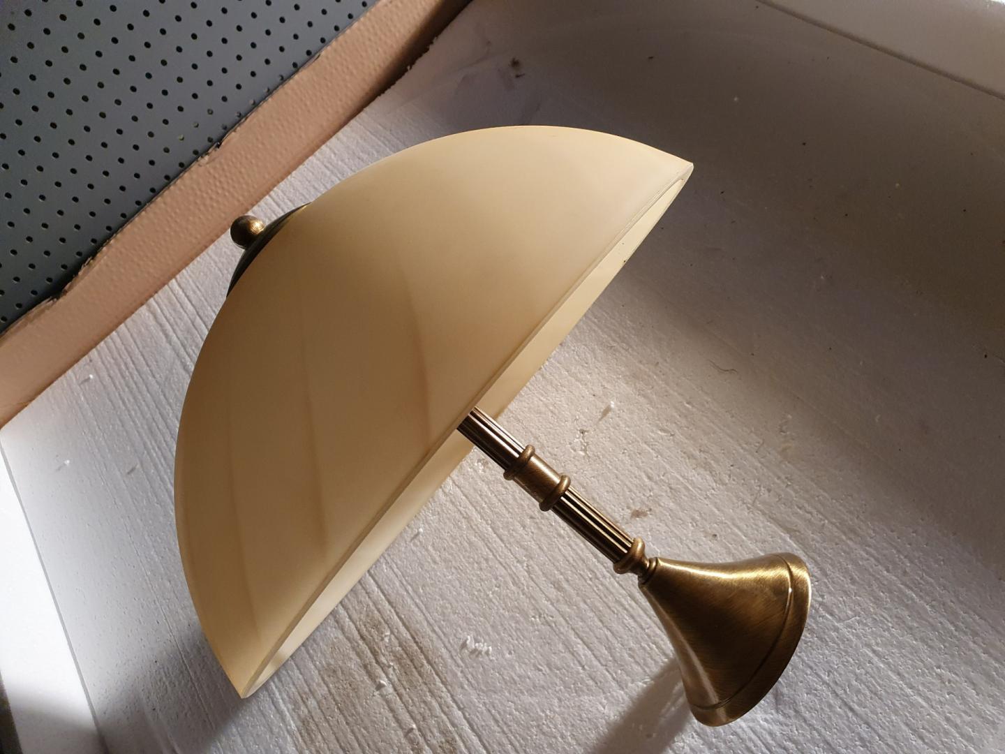 Lampa Mia