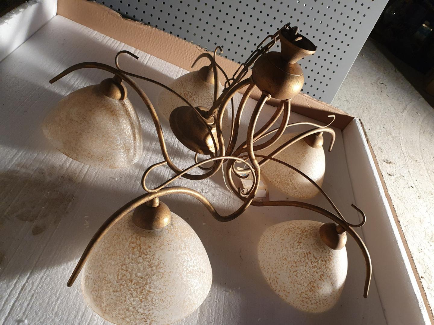 Lampa irena