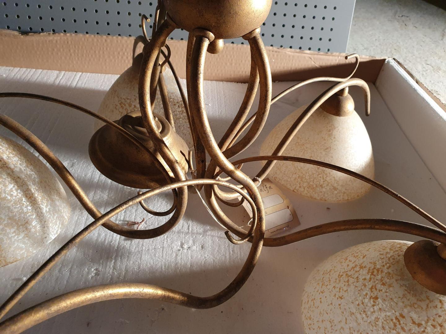 Lampa irena