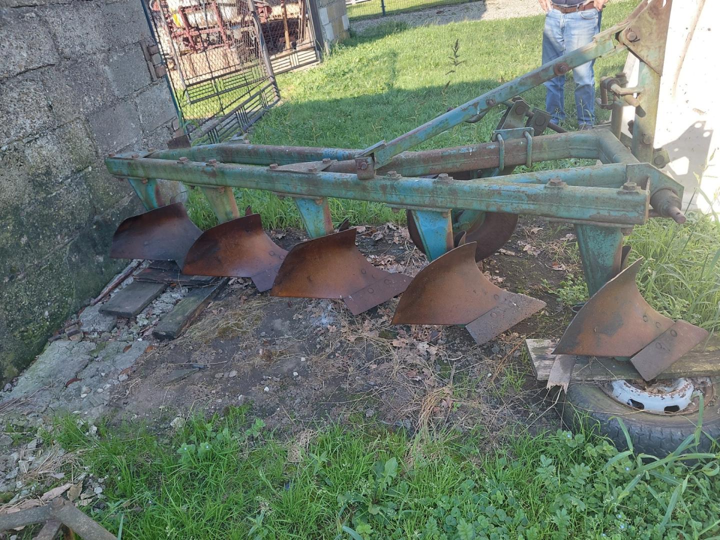 Sprzedam pług 5 skibowy podorywkowy