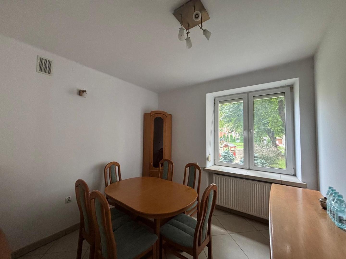 Sprzedam bezpośrednio lokal użytkowo - mieszkalny 50m, ścisłe centrum