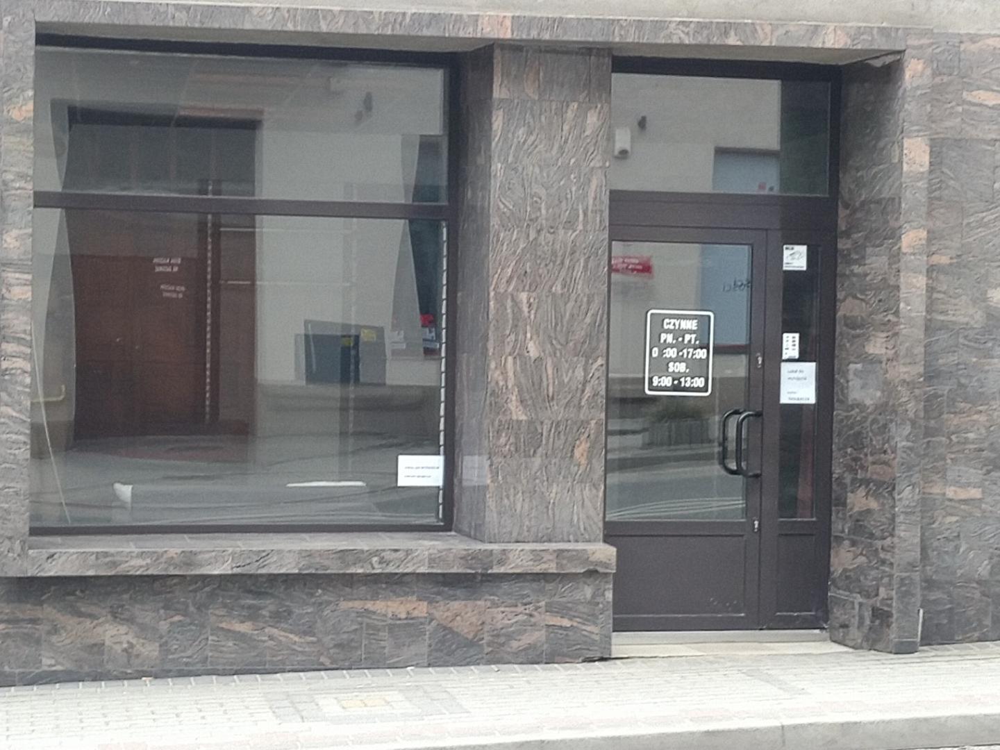 Lokal handlowo-usługowy/biurowy 40 m,Jasło,ul. Kazimierza Wielkiego 8