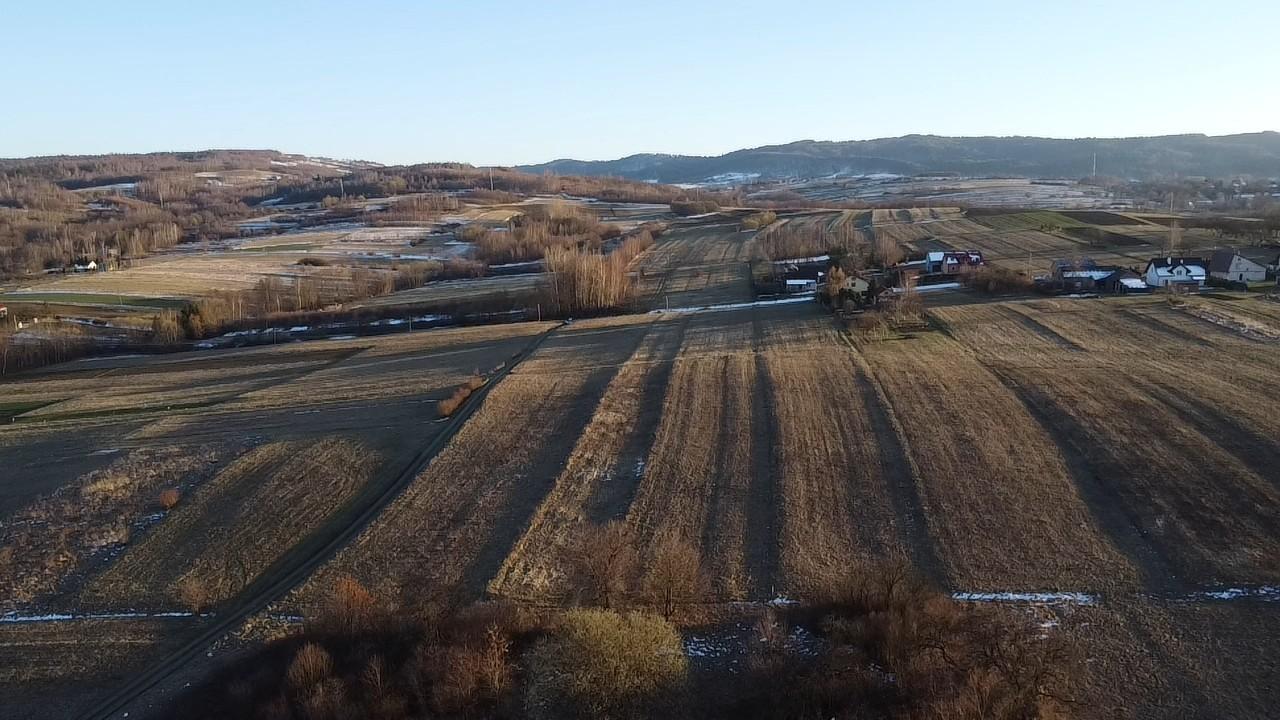 Atrakcyjna działka rolno-budowlana w Siedliskach Żmigrodzkich