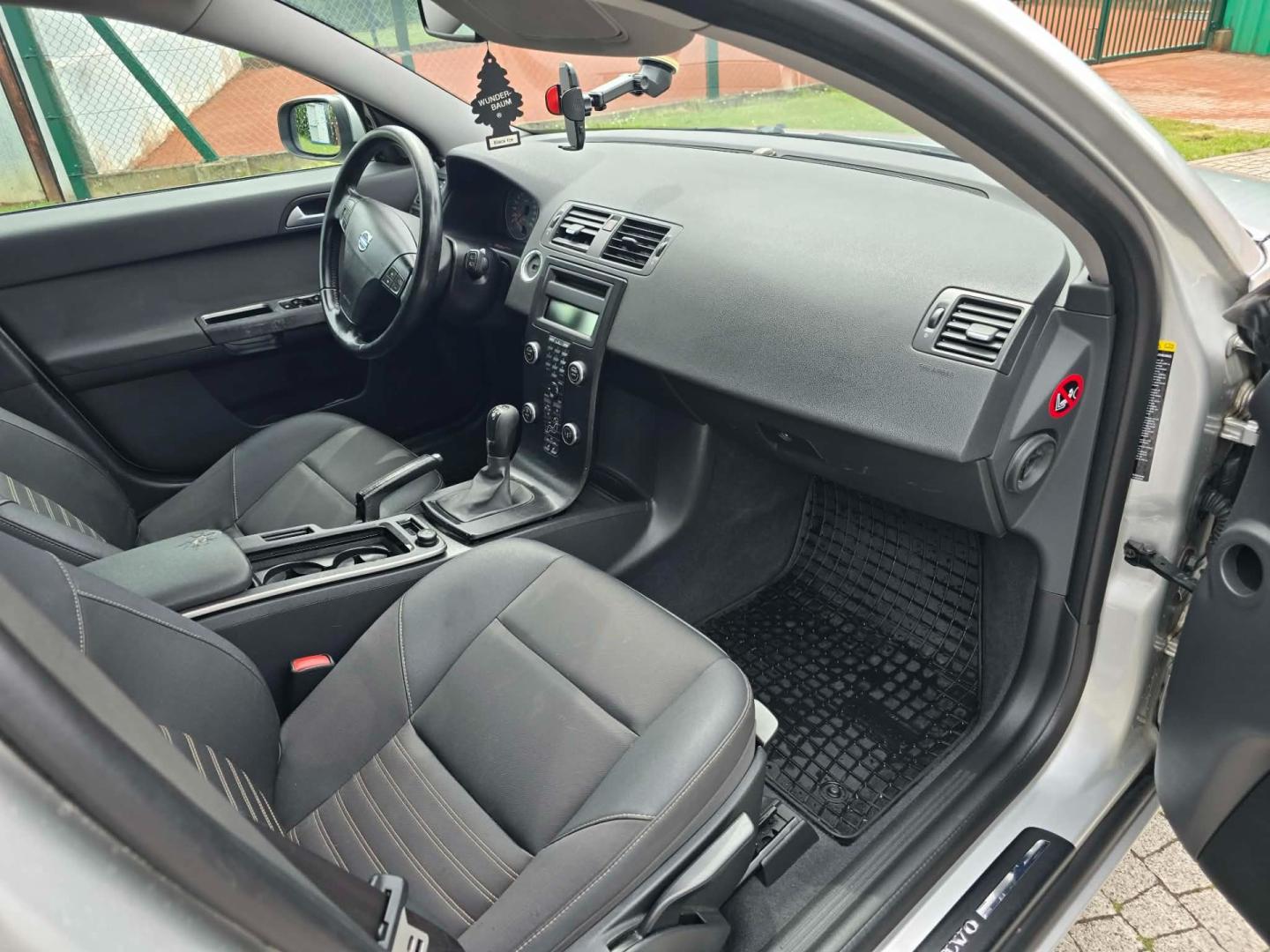 Volvo V50 2.0D 2009R