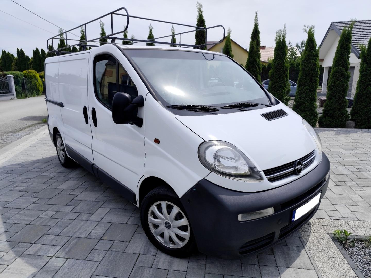 Opel Vivaro 1.9 83KM 2004 Rok