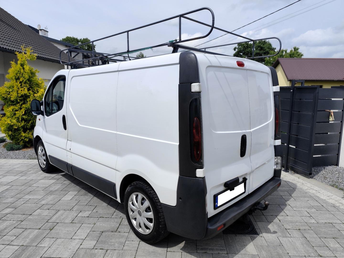 Opel Vivaro 1.9 83KM 2004 Rok