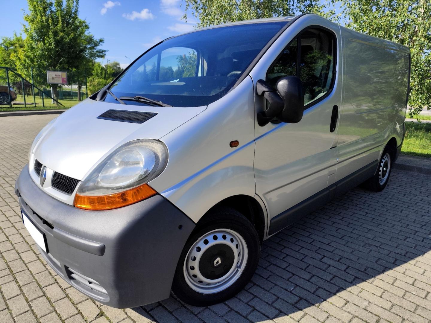 Renault Trafic 1.9 DCI 82 KM 2006R