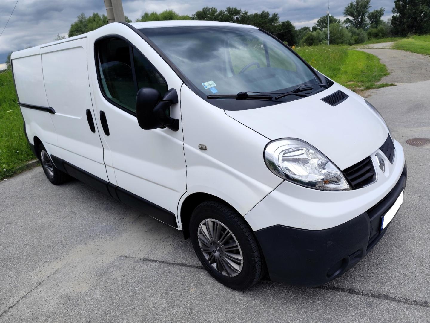 Renault Trafic Lift Long 2.0 DCI 115KM 2007R