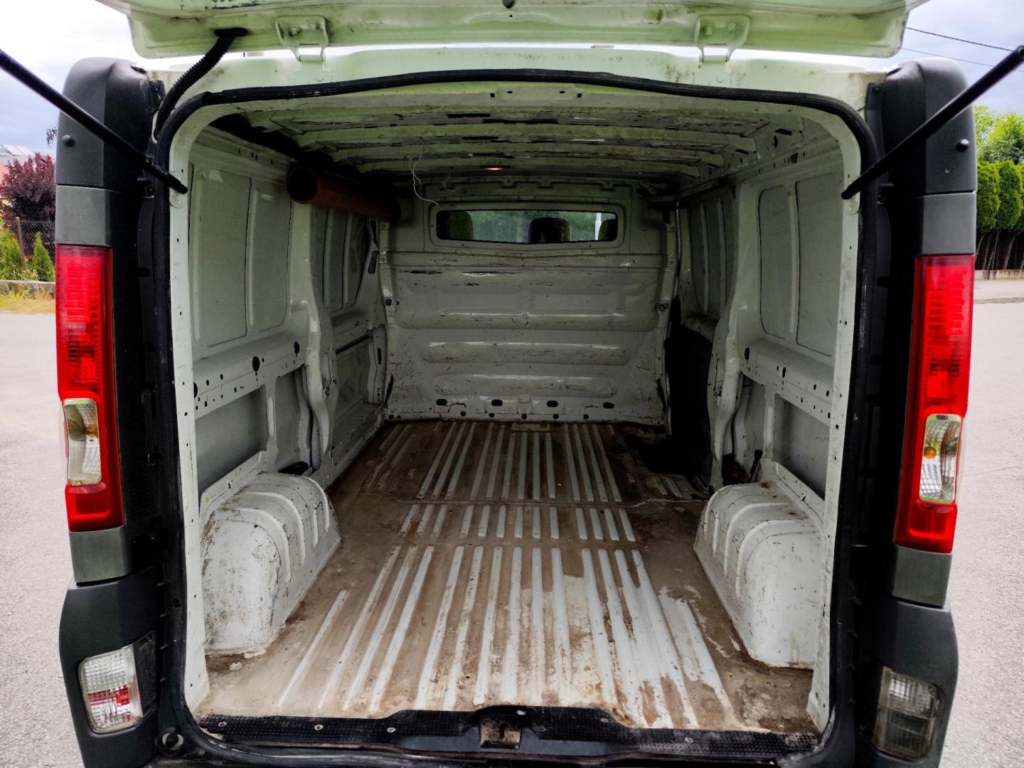 Renault Trafic Lift Long 2.0 DCI 115KM 2007R