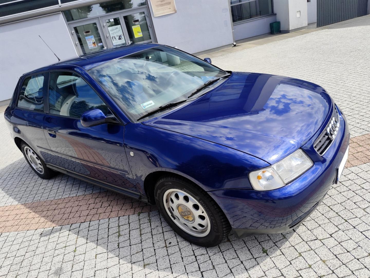 Audi A3 1.6 1999R