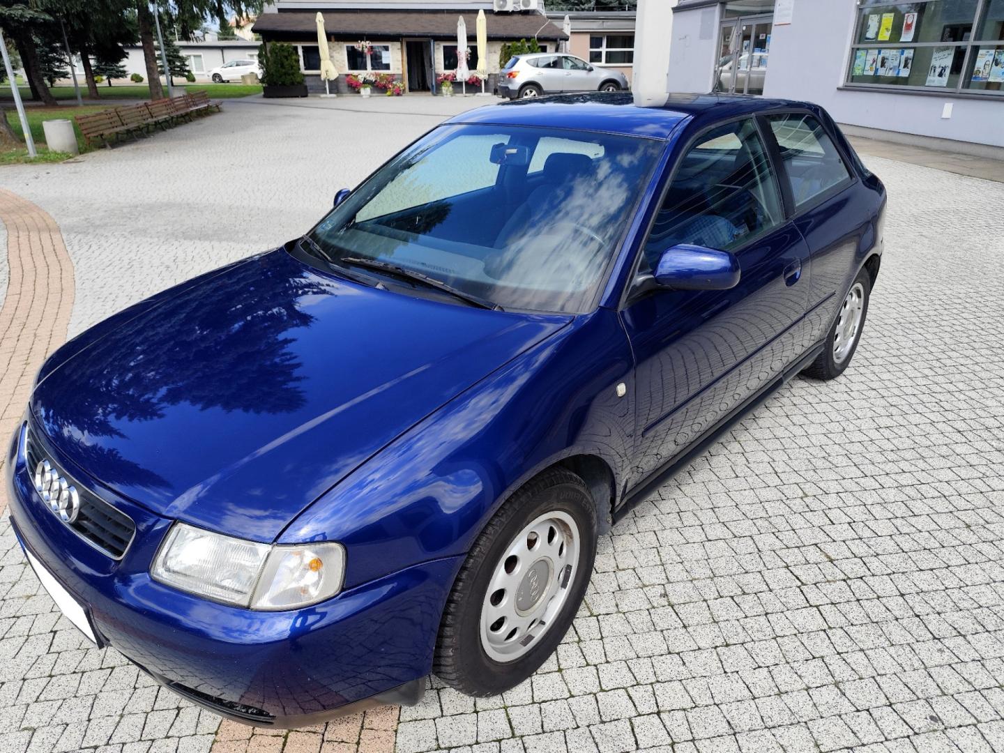 Audi A3 1.6 1999R