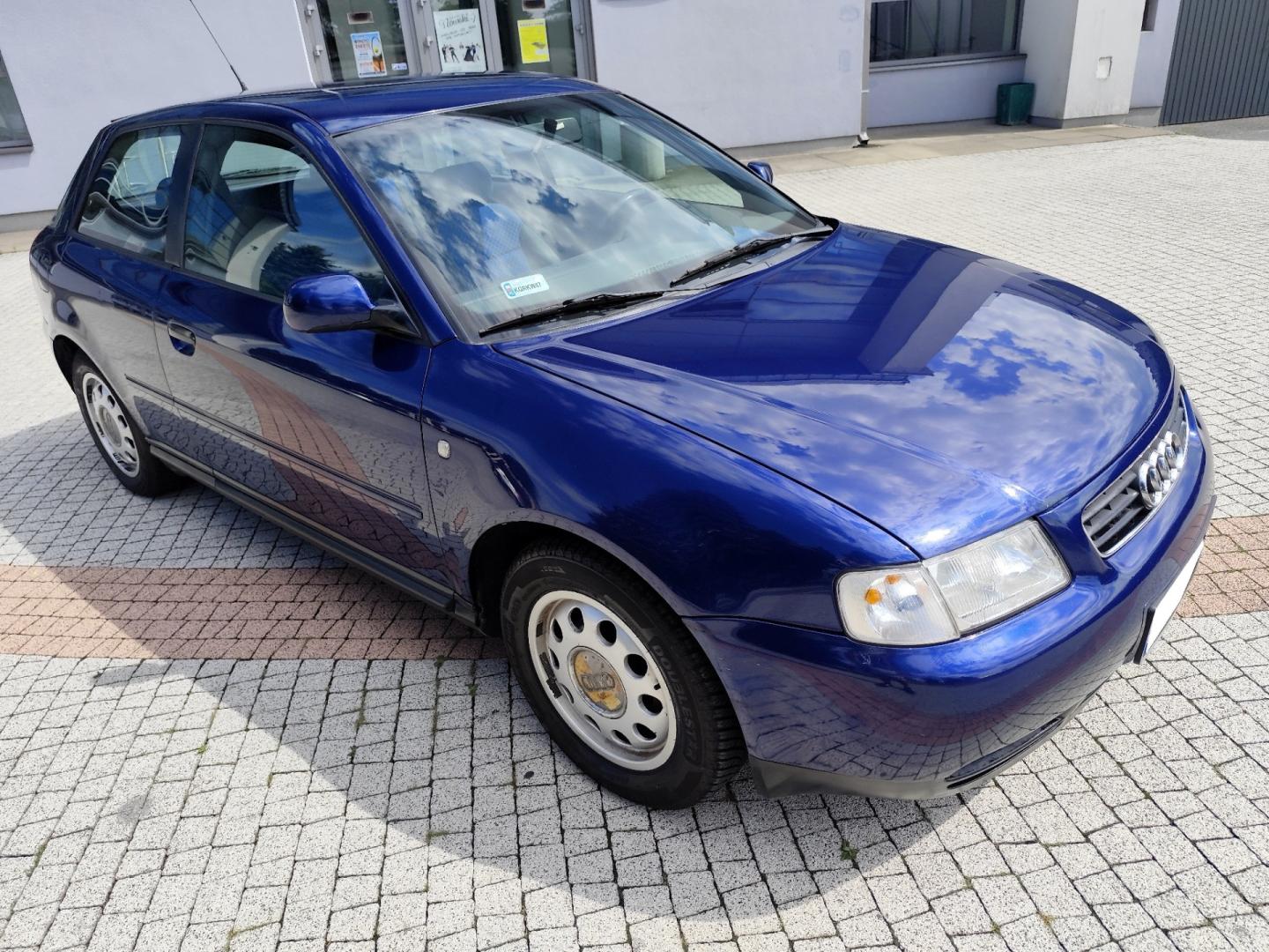 Audi A3 1.6 1999R