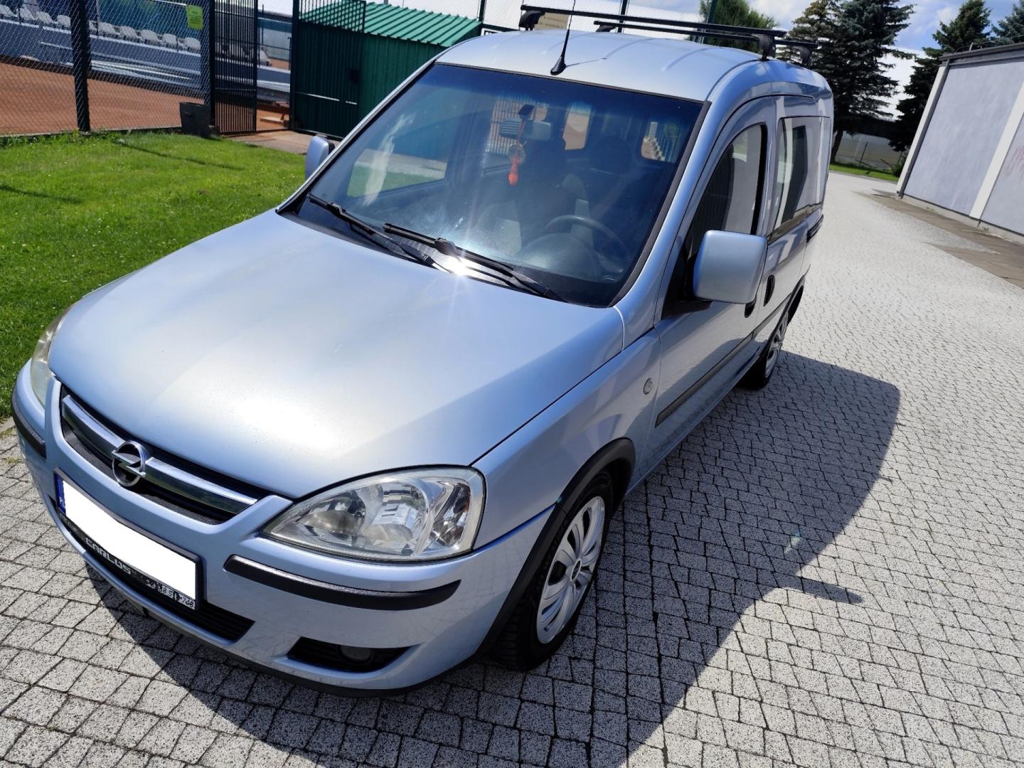Opel Combo 1.3 CDTI 2005/6 Rok