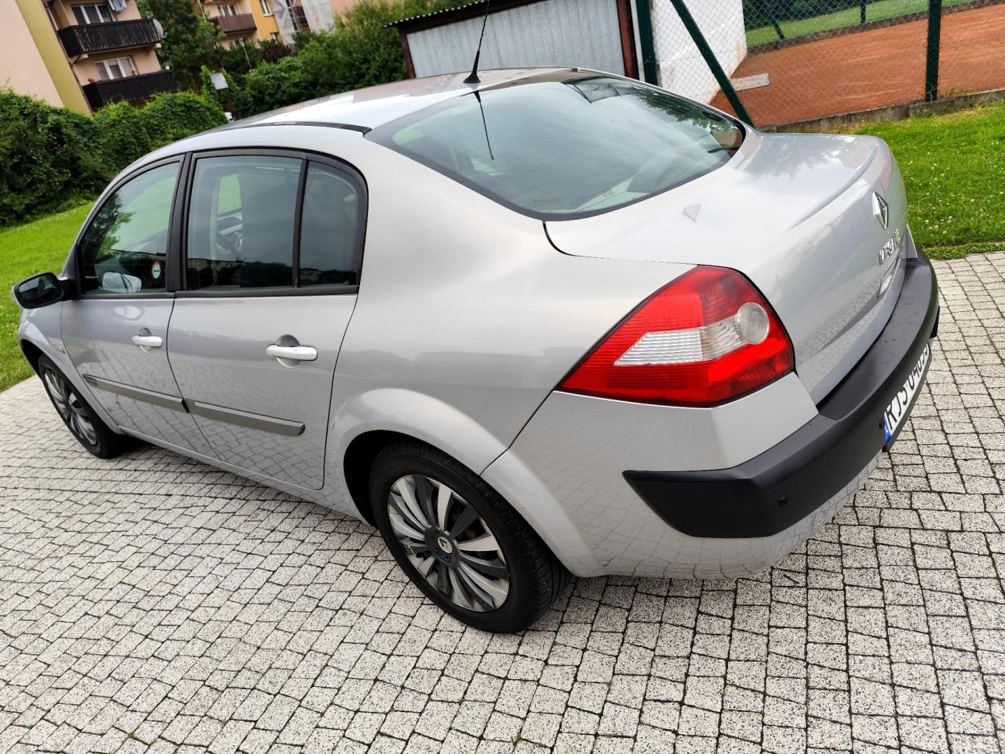 Renault Megane 1.6 LPG 2003 Rok