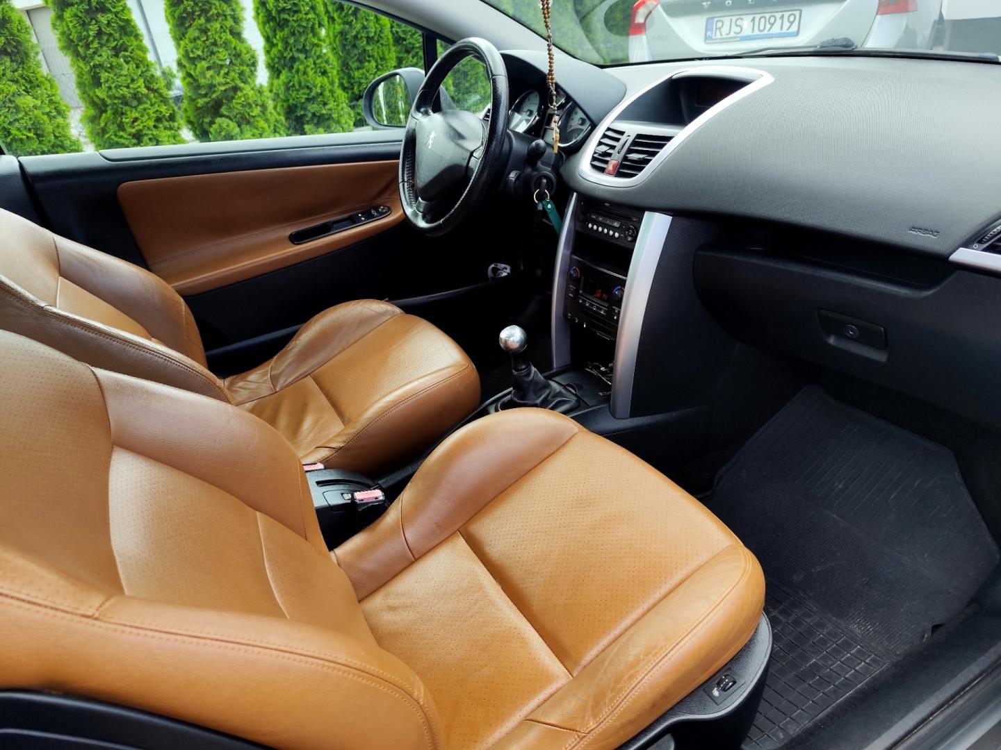 Peugeot 207 CC 1.6 HDI  Rok 2008
