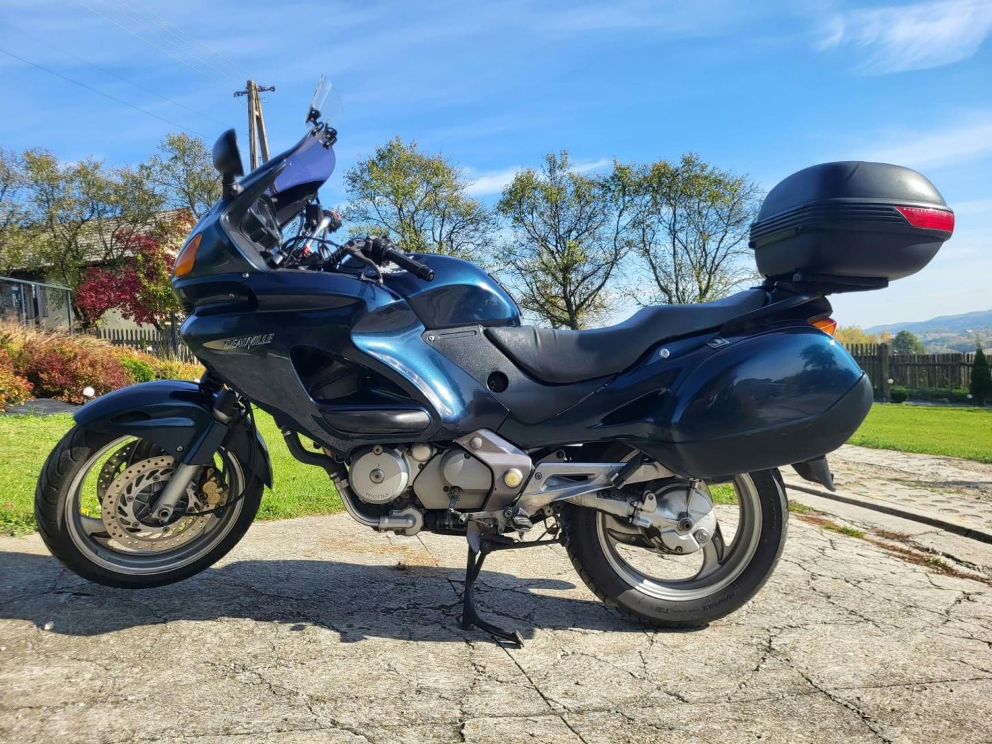 Honda Deauvile 650cm 2000r