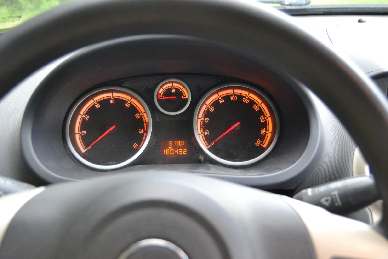 Opel Corsa D 1.2 16V benzyna + gaz