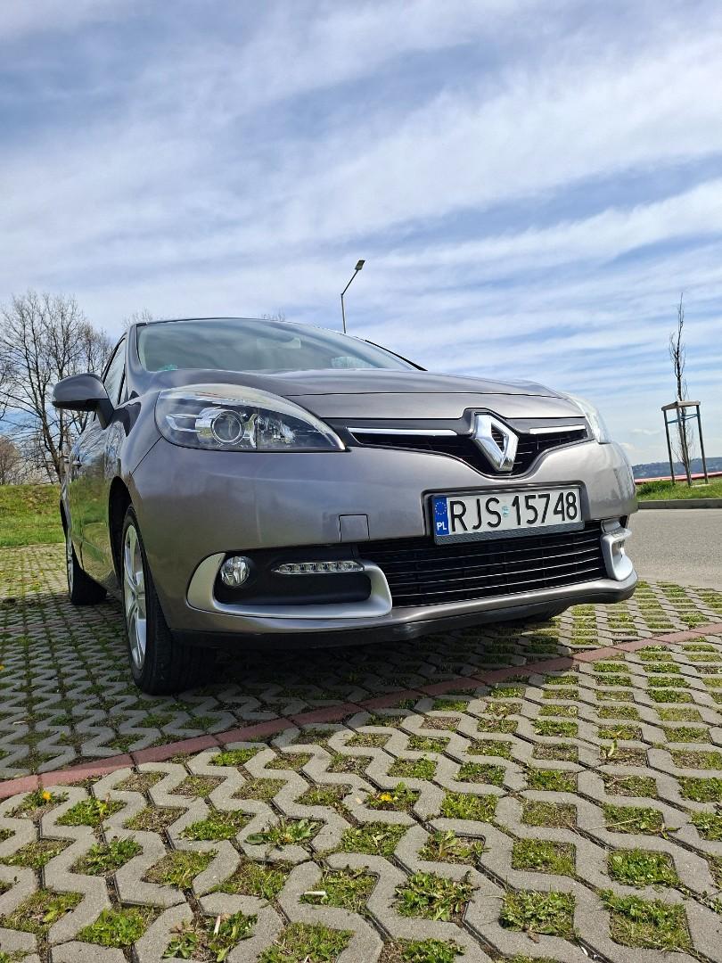 Sprzedam Renault Scenic 1.2 benzyna 2013 rok