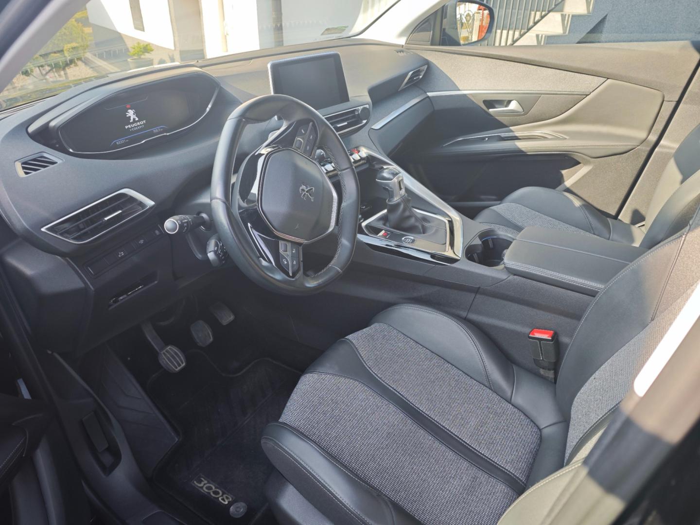 Peugeot 3008 1.5 BlueHDi 130 KM