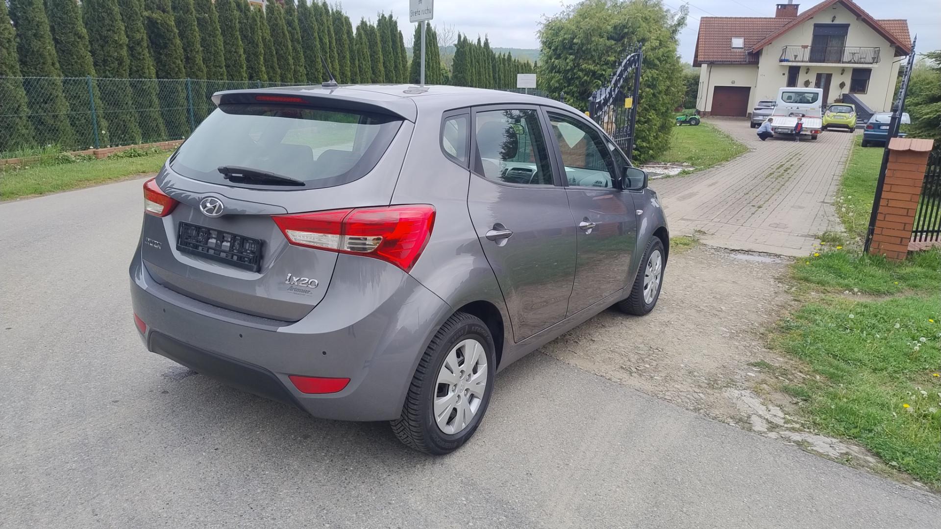 HYUNDAI iX 20