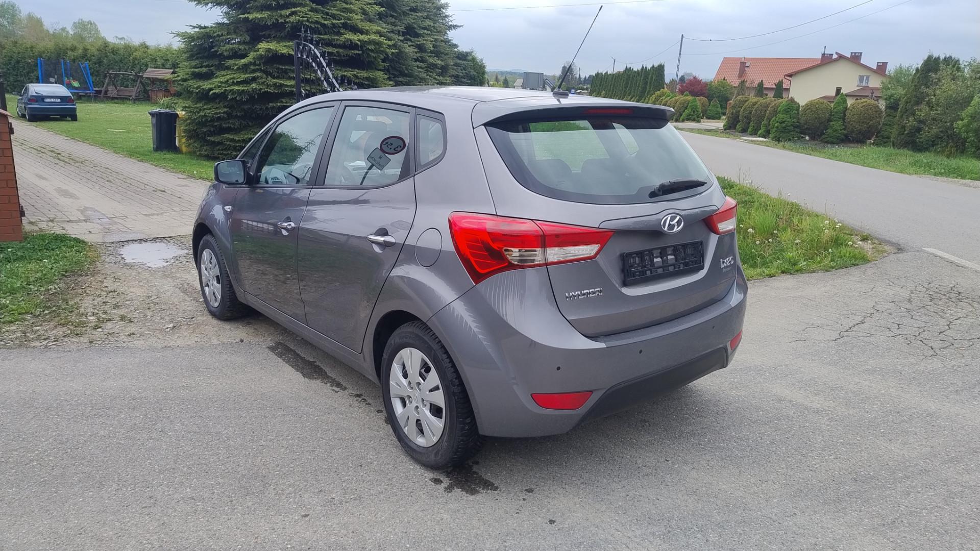 HYUNDAI iX 20