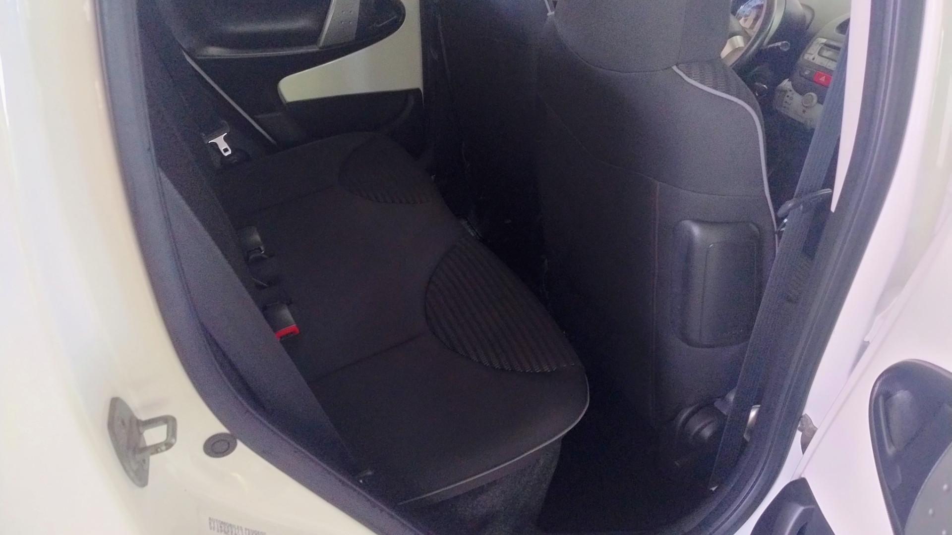 peugeot 107 sprowadzony z NIEMIEC 2012r