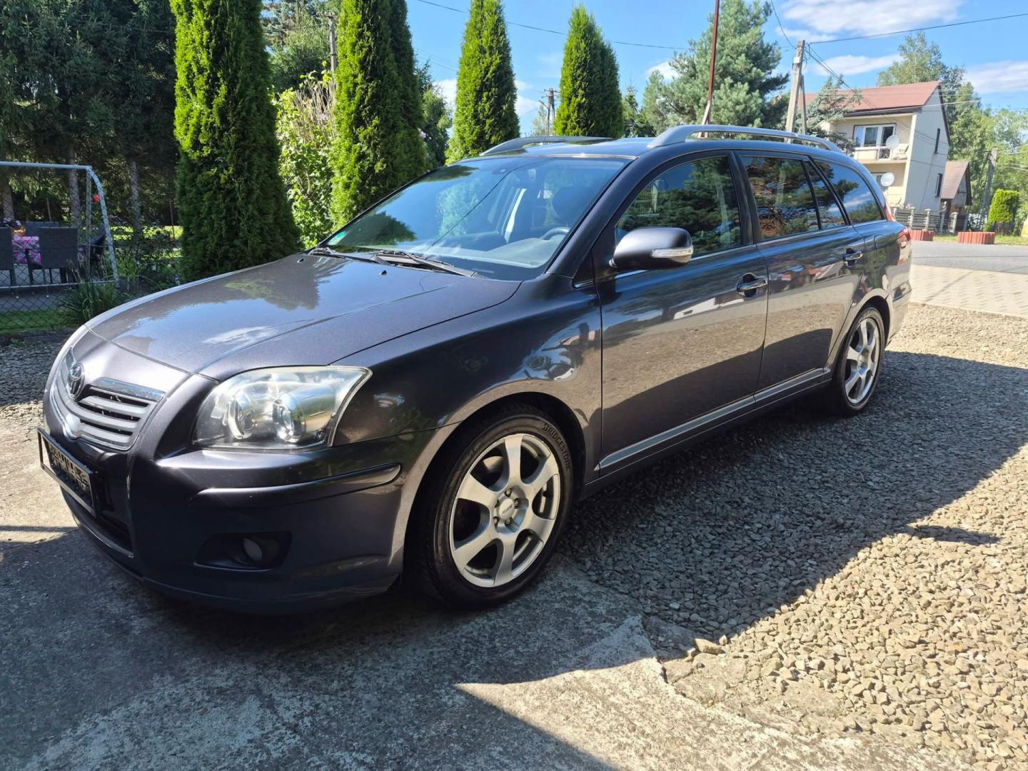 toyota avensis verso niski przebieg:132000km