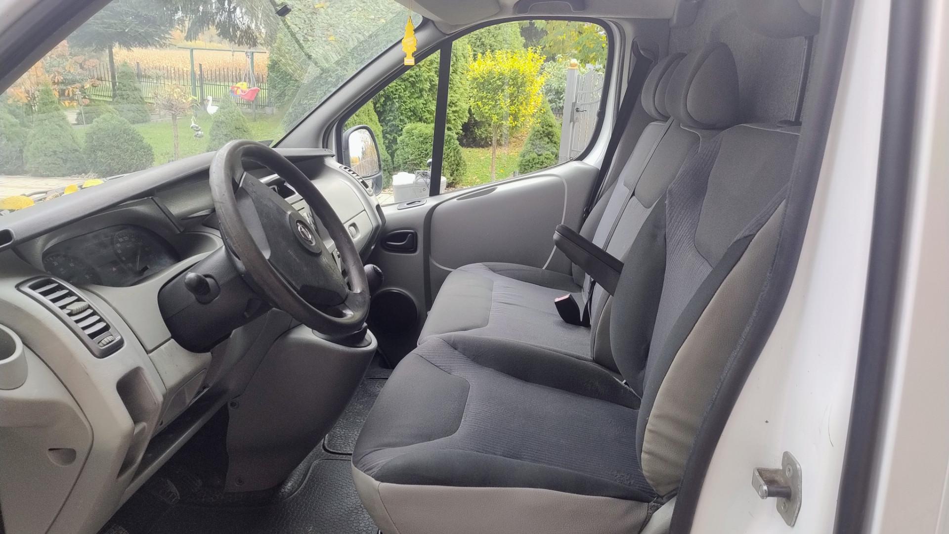 opel vivaro