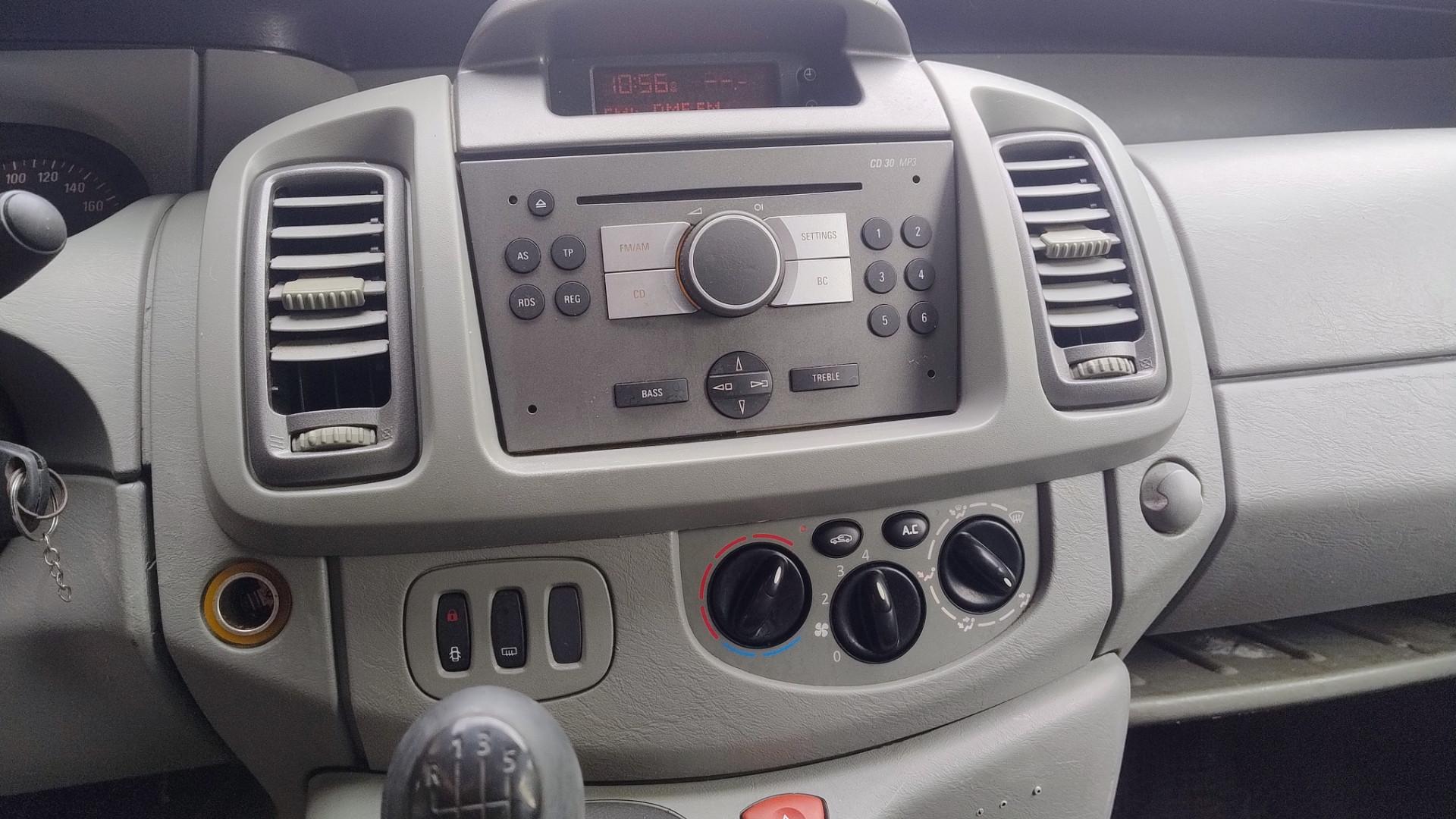 opel vivaro