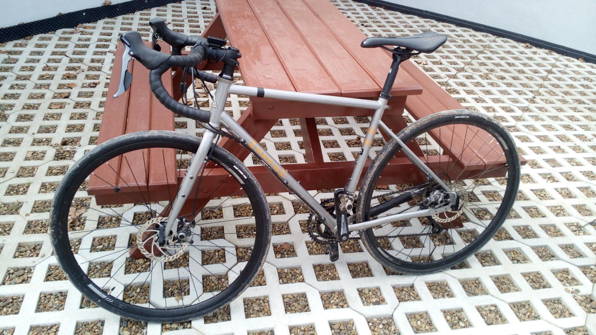 Rower gravel Marin Nicasio 54