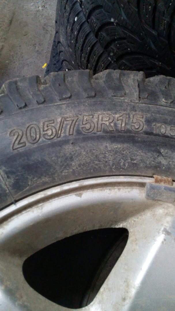 205/75R15