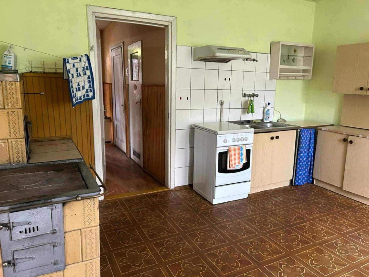 Dom murowany w miejscowości Łężyny