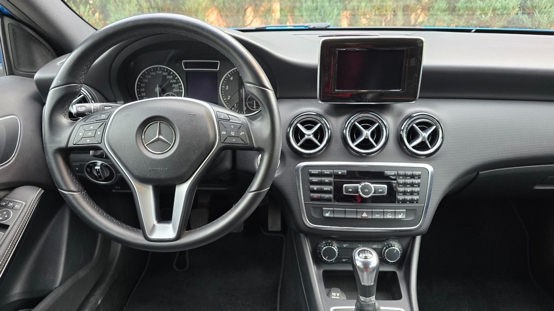Mercedes-Benz A Klasa W176 1,6 Benzyna Niski Przebieg Zadbany Polecam